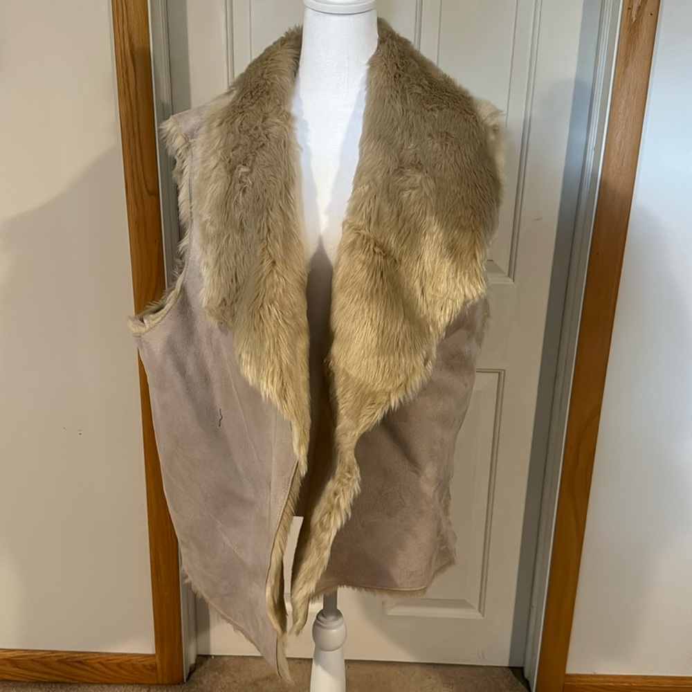 Loft Fur Vest